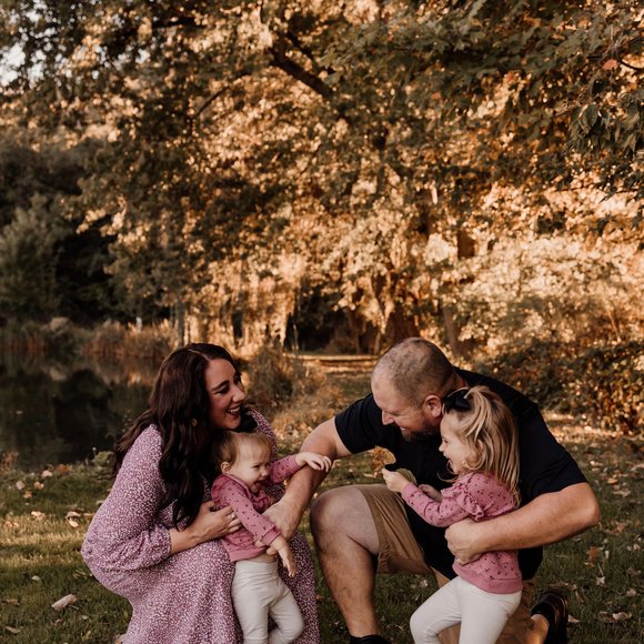 Meet your Posher, Danielle - Picture 1 of 1